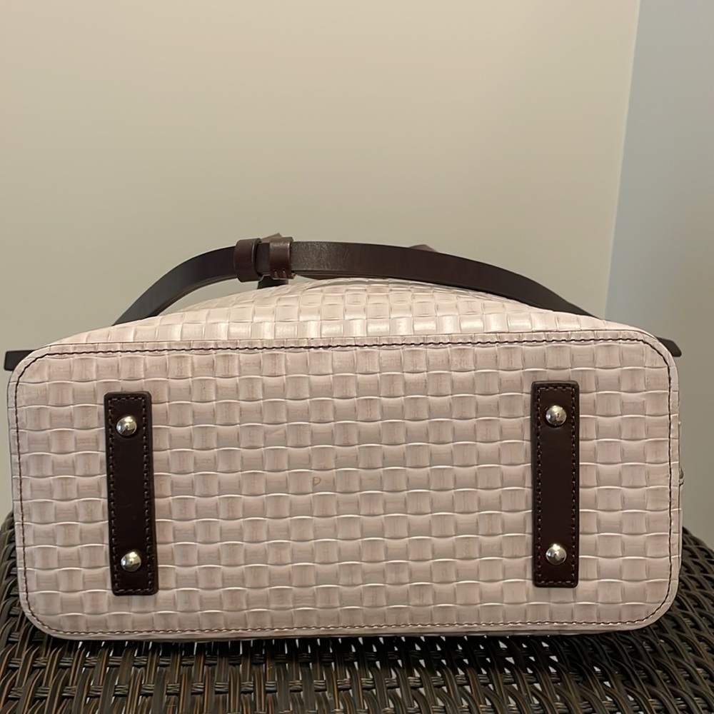 Dooney & Bourke large tote with wristlet - Picture 3 of 6